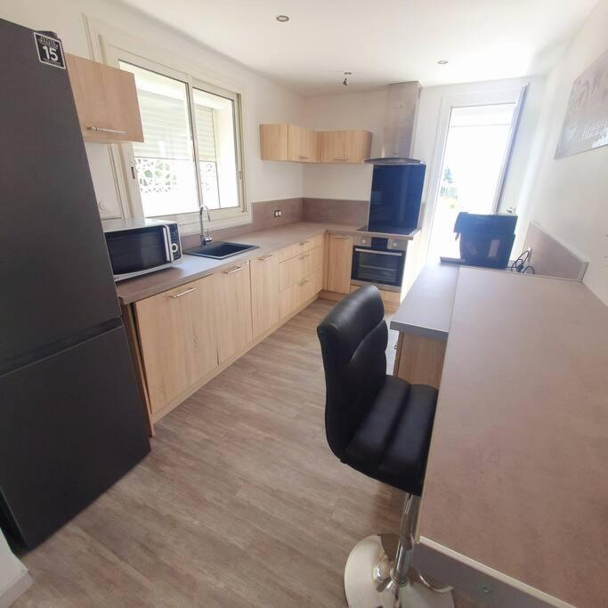 Joli Haut De Villa 3 Chambres Climatise Avec Jacuzzi Marignane Exteriér fotografie