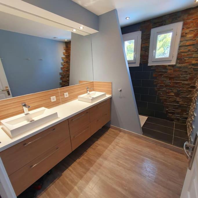 Joli Haut De Villa 3 Chambres Climatise Avec Jacuzzi Marignane Exteriér fotografie