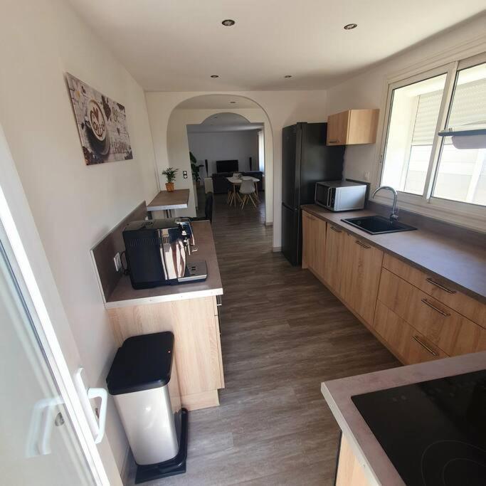 Joli Haut De Villa 3 Chambres Climatise Avec Jacuzzi Marignane Exteriér fotografie